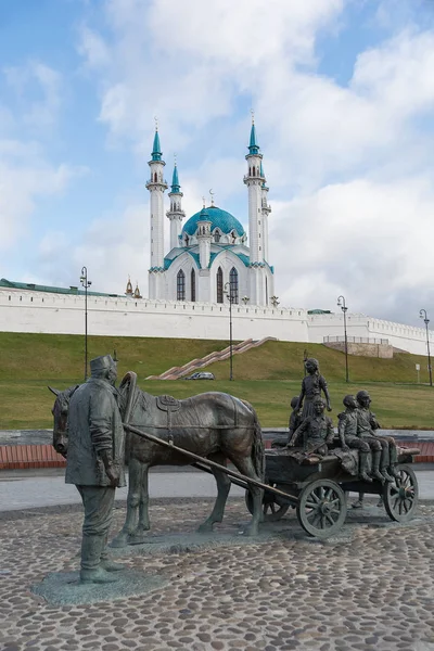Asgat Galimzyanov anıt Qol Şerif Camii Kazan Rusya yakın Stok Resim