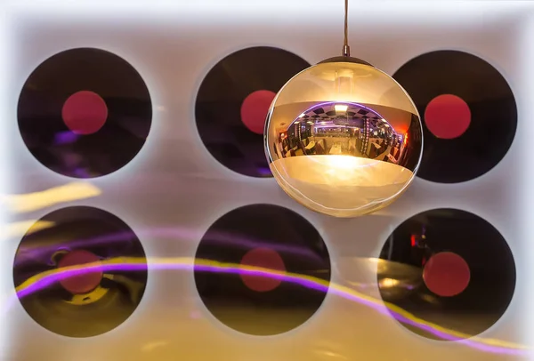 Decorative Ball Shaped Lamp Vnilovye Music Discs Interior Cafe — Stock Photo, Image