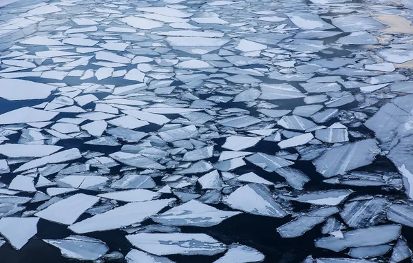 Fendre Glace Surface Eau Début Printemps — Photo