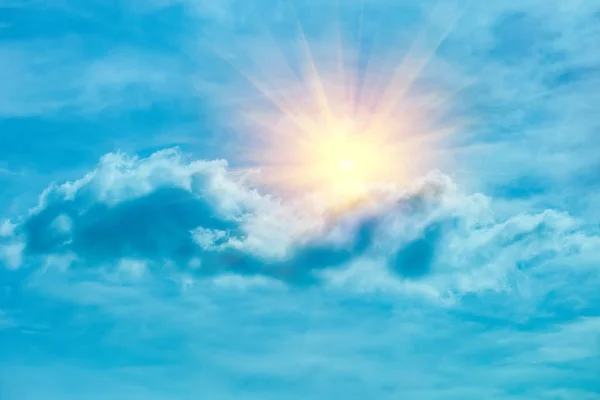 晴れた バック グラウンド クムルス シーズン 美しい サンシャイン ビュー 雲の中気象 風光明媚です — ストック写真
