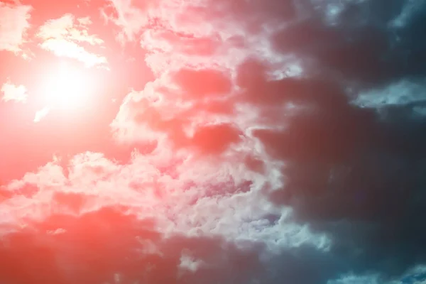 Beautiful Dark Sky Sun Clouds — Stock Photo, Image