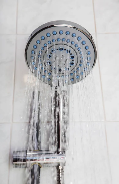 Shower Head Flowing Water Jets Close — Stock Photo, Image