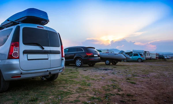 Coches de camping en la playa —  Fotos de Stock