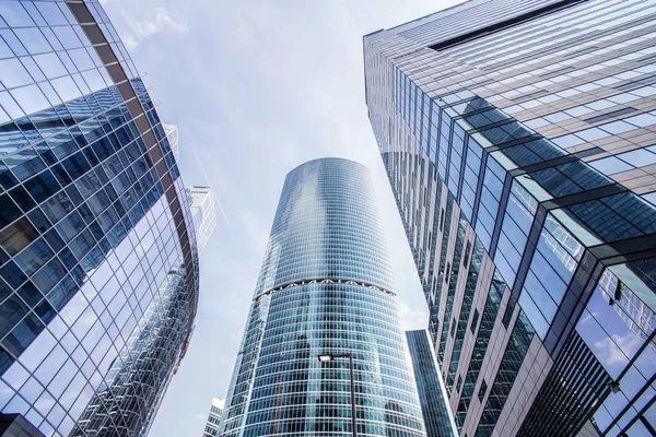 Hermosa vista del paisaje futurista de la ciudad . — Foto de Stock