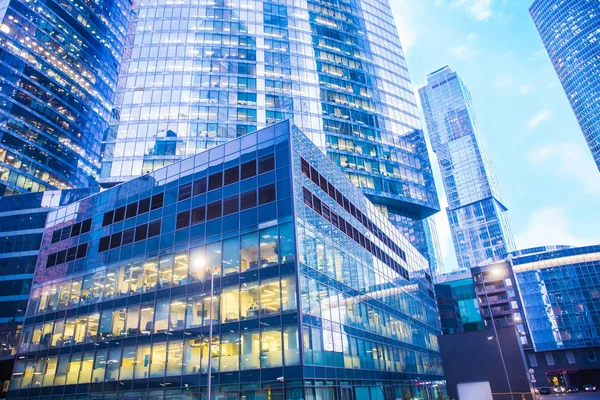 Bina modern iş merkezi