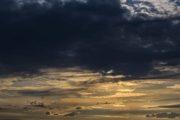 Himmelskt Landskap Med Solen Vackra Moln — Stockfoto