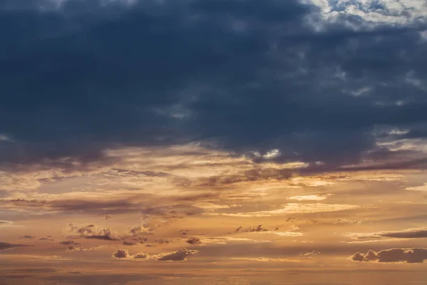 Bela Paisagem Celestial Com Nuvens Pôr Sol — Fotografia de Stock