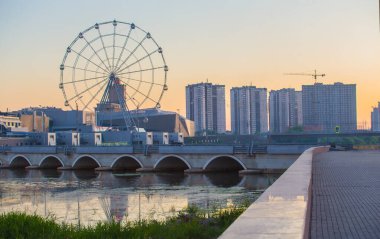 Akşam üzeri Rusya, Chelyabinsk şehir merkezi..