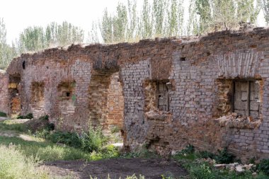 Rostov-on-Don kenti yakınlarındaki dolgu harabelerde Antik tuğla