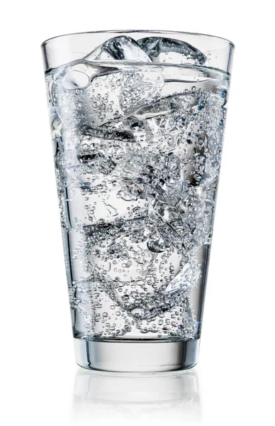 Glass of water with ice. With clipping path — Stock Photo, Image