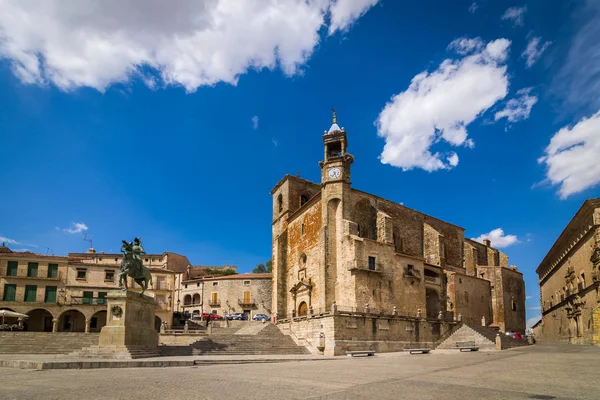 İspanya'nın Extremadura eyaletinde ki Trujillo ortaçağ kasabası