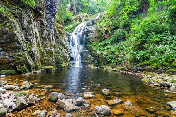 Cascada Kamienczyk Szklarska Porba Polonia — Foto de Stock