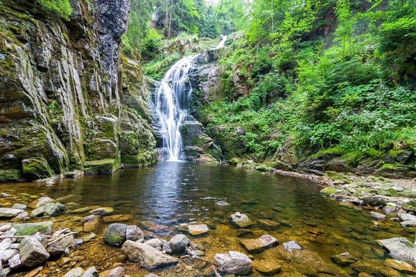 Cascada Kamienczyk Szklarska Porba Polonia — Foto de Stock