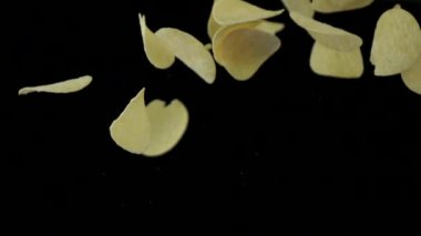 Patates cipsi yavaş hareket düşüyor