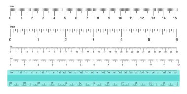 Cetvelleri, santimleri ve santimetreleri ölçüyor. beyaz arka plan üzerinde izole
