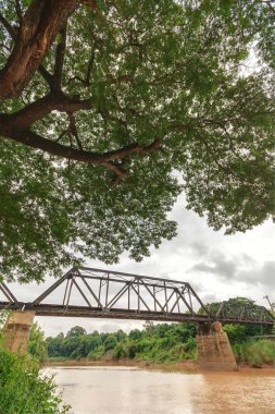 Demiryolu Köprüsü