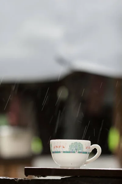 Yağmurlu bir gün Beyaz Kupası. 