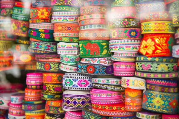 el sanatları şerit rulo penceresinde