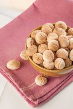 Ka-nom-pembe denilen Tay antik tanımlama bilgisi