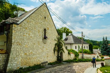 Kazimierz Dolny eski, tarihi sokakta