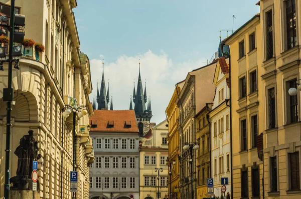 Historiska Hyreshus Prag — Stockfoto