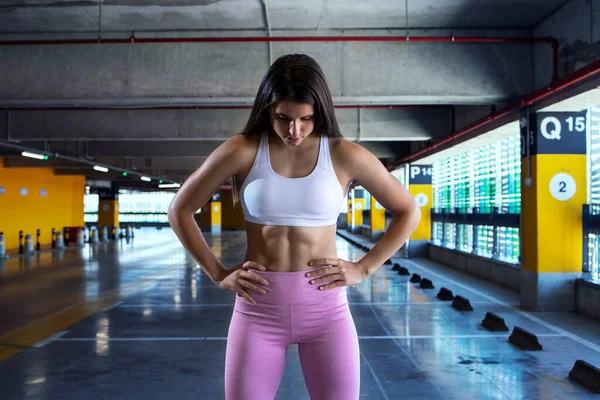 Atleta Femenina Concentrada Motivadora Para Entrenamiento Fitness Deporte — Foto de Stock