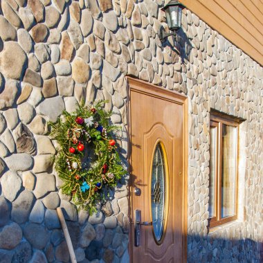 Kapı, Karpatlar, yeni yıl, Noel ağacı, Noel çelenk kış, dekor