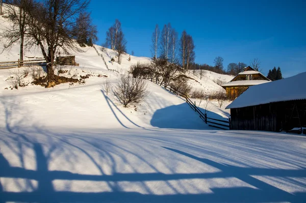 Winter Schnee Landschaft Karpaten Neujahr Weihnachten Berge — Stockfoto
