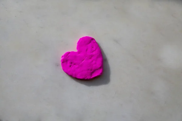 Srdce Plastelíny Světlém Pozadí Symbol Lásky — Stock fotografie