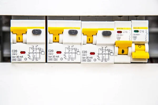 Residual current circuit breaker (RCD) or residual-current circuit breaker