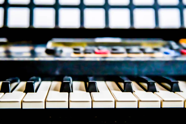 Tecla Piano Sintetizador Board Professional Teclado Eletrônico Com Teclas Preto — Fotografia de Stock