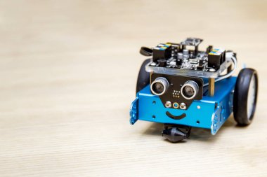 Robot Tekerlekler, Bilgisayar tarafından yönetilen, orijinal özel sıcak çubuk st