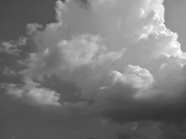 Gün boyunca gökyüzü