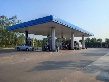 Roi Et, Tayland-29 Nisan 2019 : Ptt Benzin İstasyonu M