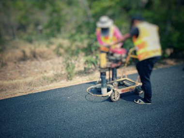 Yol kalınlığı, bulanıkbulmak için asfalt yol yüzeyi için sondaj