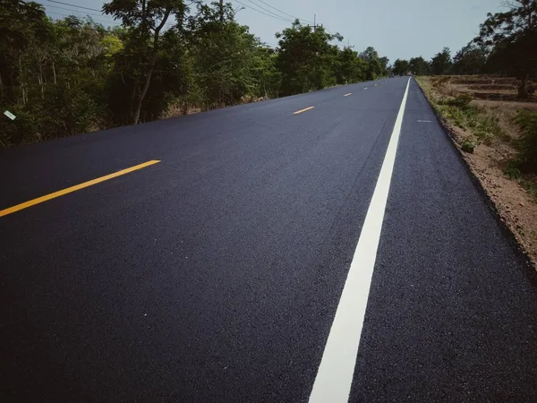 沥青路 — 图库照片