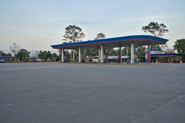Roi Et, Tayland-13 Temmuz 2019 : Ptt Benzin İstasyonu Mo