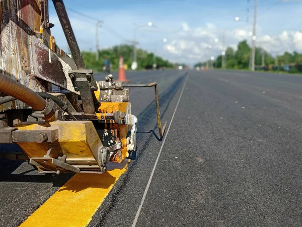 Tayland 'da sarı trafik hattı