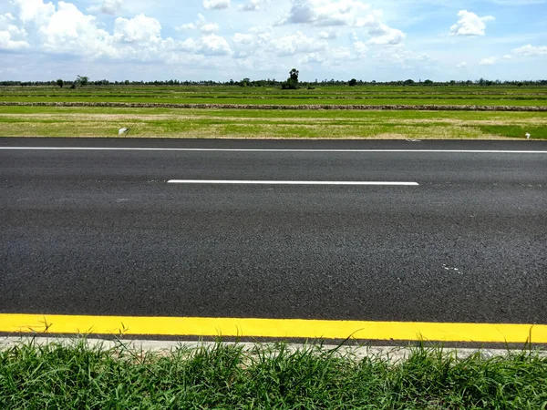 黄色交通線の色タイ王国への旅行の安全のために — ストック写真