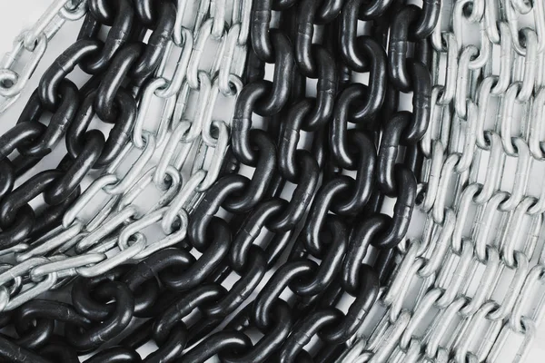 Two-colored chain heap - metal background on white — Stock Photo, Image