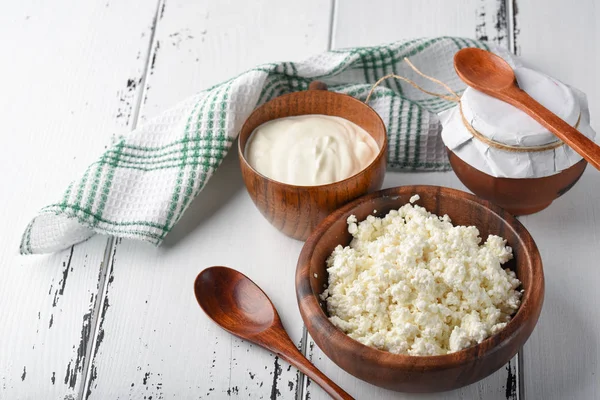 Milchprodukte Milch Hüttenkäse Saure Sahne Kopierraum Hintergrund — Stockfoto