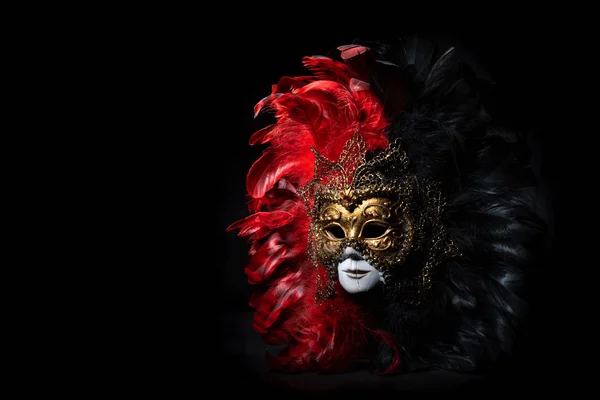 Maschera veneziana di carnevale italiano. Evento misterioso, festa — Foto Stock