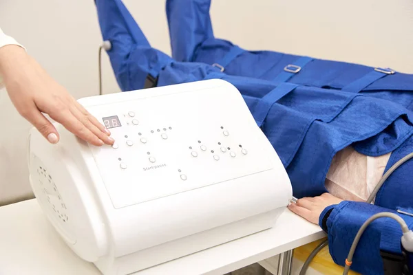 Alternatif vücut bakımı. Yağ anti pressotherapy Masaj.