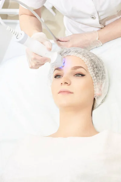Procedimento Cosmetologia Spa Facial Cuidados Com Pele Elevador Idade — Fotografia de Stock