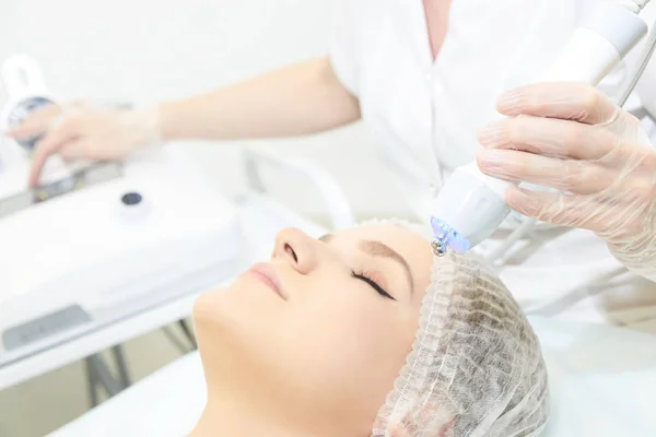 Gezicht Spa Cosmetologie Procedure Huidverzorging Heffen Age — Stockfoto