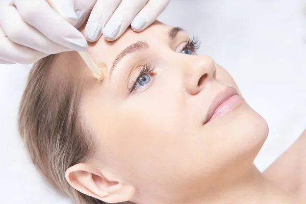 Waxing Woman Body Sugar Hair Removal Laser Service Epilation Salon — Stock Photo, Image