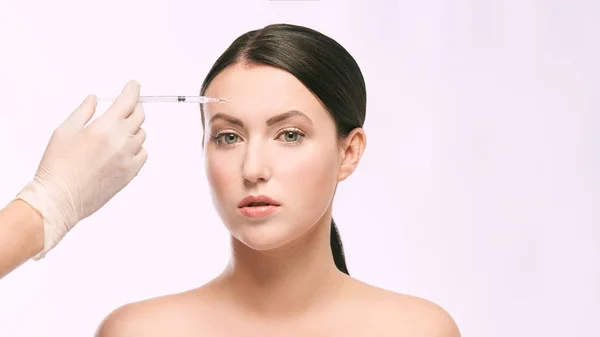 Kvinna Ansikte Injektion Salong Kosmetologi Förfarande Medicinsk Hudvård Dermatologi Behandling — Stockfoto