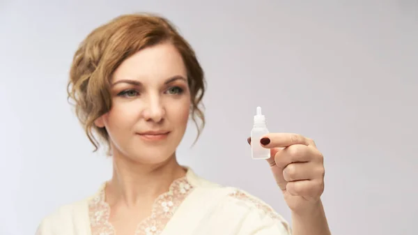 Woman Apply Eye Drops Girl Glaucoma Treatment — Stock Photo, Image