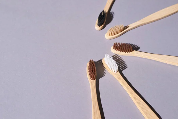 Set of bamboo toothbrushes. Different color — Stock Photo, Image