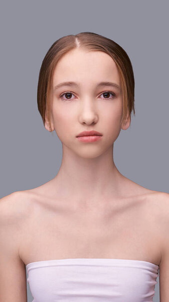 Портрет молодой женщины-косметолога. Лицо красавицы